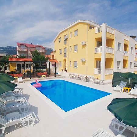 Villa Iva-Dom Kaštela エクステリア 写真