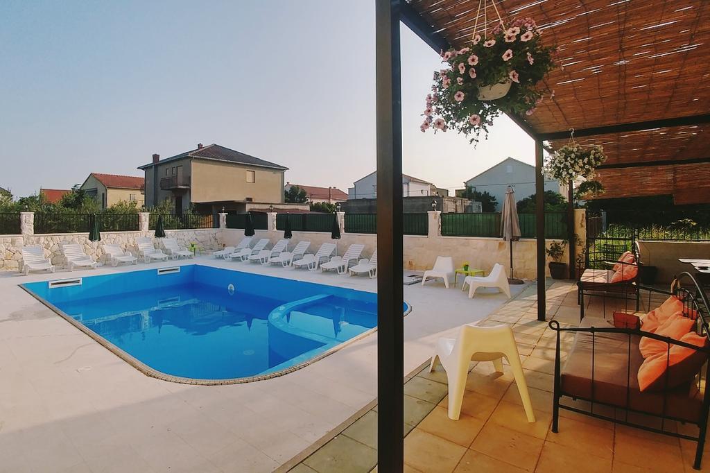 Villa Iva-Dom Kaštela エクステリア 写真
