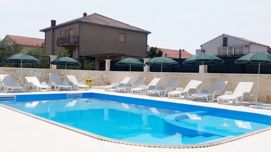 Villa Iva-Dom Kaštela エクステリア 写真