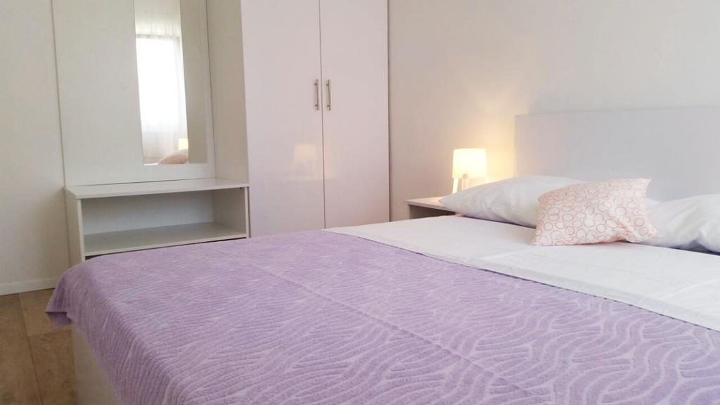 Villa Iva-Dom Kaštela エクステリア 写真