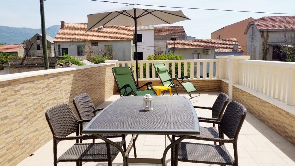 Villa Iva-Dom Kaštela エクステリア 写真