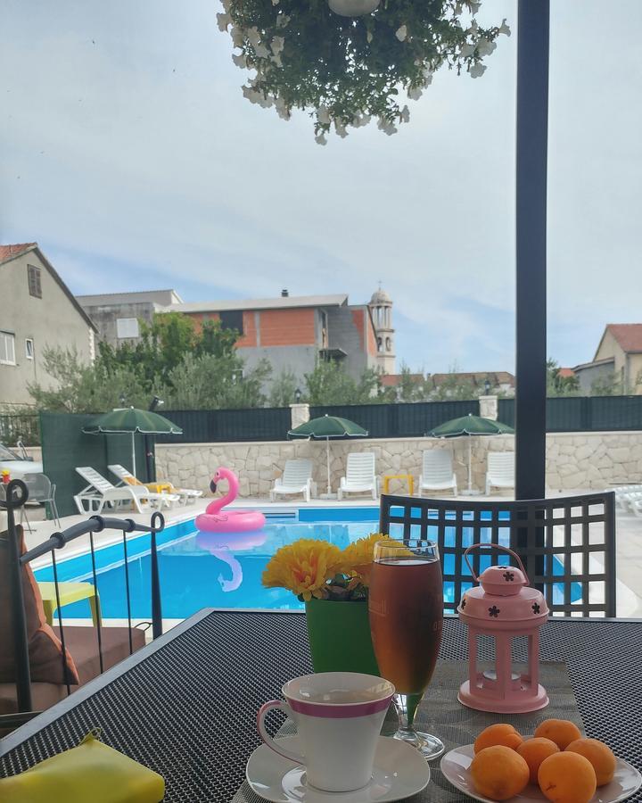 Villa Iva-Dom Kaštela エクステリア 写真